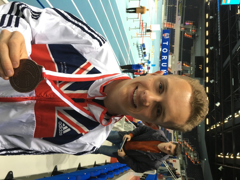 Jonathan Wilkinson Bronze European Indoor 3000m 2